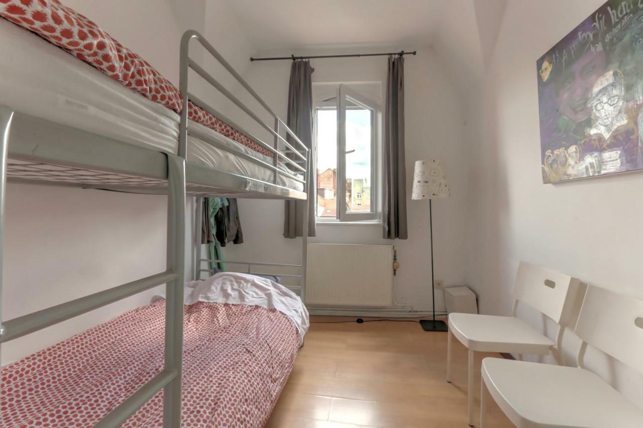 Brussels Hello Hostel Koekelberg Экстерьер фото